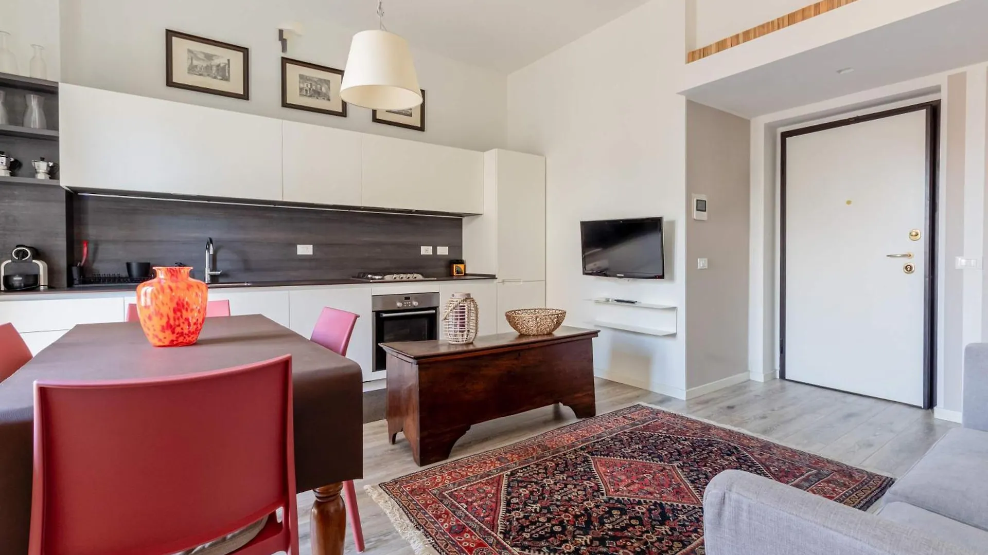 Homeby, Casa Melzo Chic Apartment In Porta Venezia Milan 0*,  Italy
